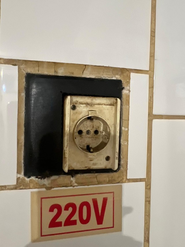 foto controale ale protectiei consumatorilor amenzi de 130 000 de lei si zeci de nereguli la operatorii foto controale ale protectiei consumatorilor amenzi de 130 000 de lei si zeci de nereguli la operatorii