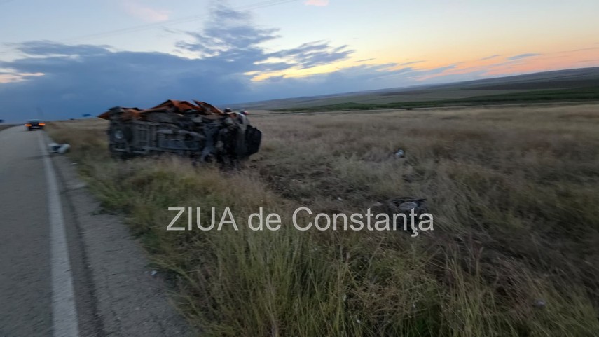 stiri constanta azi foto video update accident pe dn22 la intrarea in sacele cu microbuz rasturnat sase stiri constanta azi foto video update accident pe dn22 la intrarea in sacele cu microbuz rasturnat sase