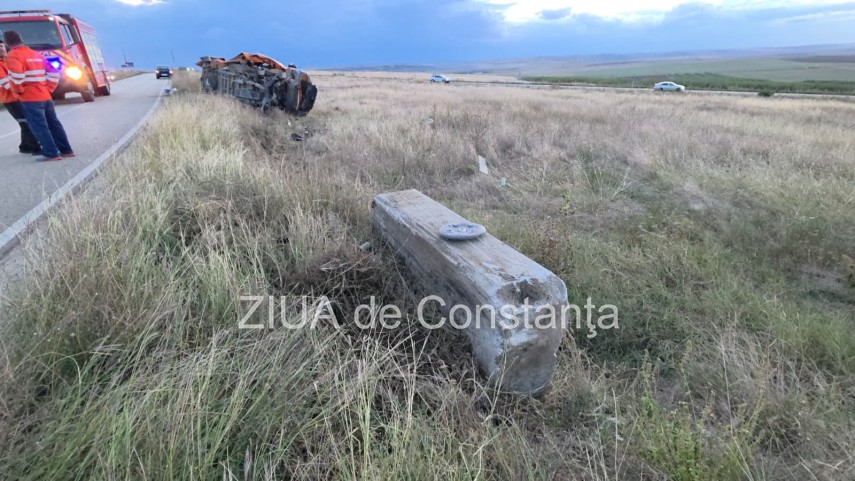 stiri constanta azi foto video update accident pe dn22 la intrarea in sacele cu microbuz rasturnat sase stiri constanta azi foto video update accident pe dn22 la intrarea in sacele cu microbuz rasturnat sase