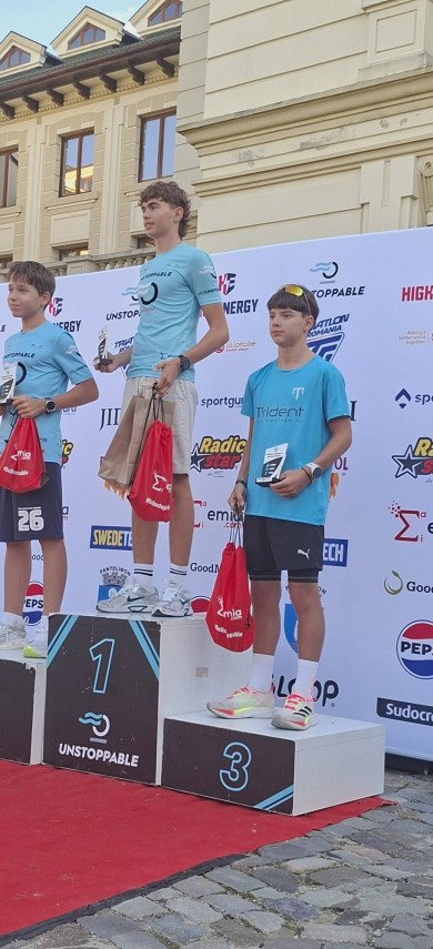 de la mic la mare sportivii de la trident triathlon team constanta pe podium la unstoppable triathlon de la mic la mare sportivii de la trident triathlon team constanta pe podium la unstoppable triathlon