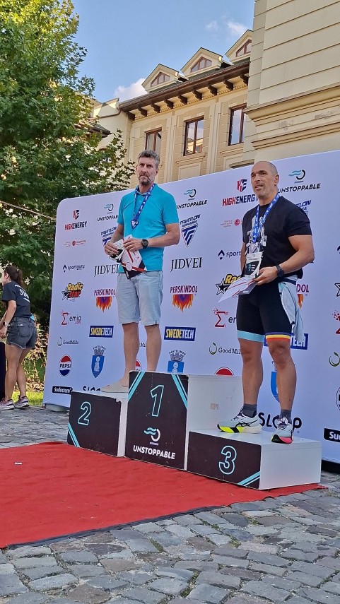 de la mic la mare sportivii de la trident triathlon team constanta pe podium la unstoppable triathlon de la mic la mare sportivii de la trident triathlon team constanta pe podium la unstoppable triathlon