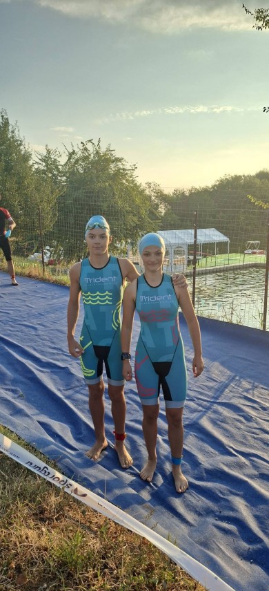 de la mic la mare sportivii de la trident triathlon team constanta pe podium la unstoppable triathlon de la mic la mare sportivii de la trident triathlon team constanta pe podium la unstoppable triathlon