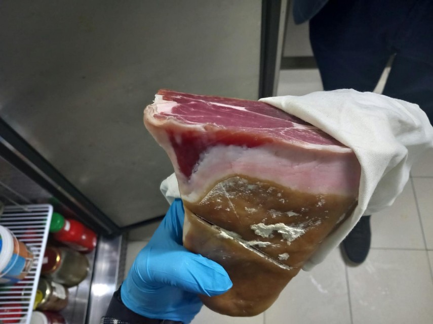controale anpc in scoli restaurante si magazine carne stricata mizerie in bucatarii si jucarii sau spatii controale anpc in scoli restaurante si magazine carne stricata mizerie in bucatarii si jucarii sau spatii