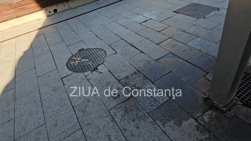foto pavaj denivelat si mobilier urban degradat pe strada stefan cel mare din constanta pietonii nevoiti foto pavaj denivelat si mobilier urban degradat pe strada stefan cel mare din constanta pietonii nevoiti