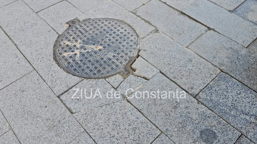 foto pavaj denivelat si mobilier urban degradat pe strada stefan cel mare din constanta pietonii nevoiti foto pavaj denivelat si mobilier urban degradat pe strada stefan cel mare din constanta pietonii nevoiti