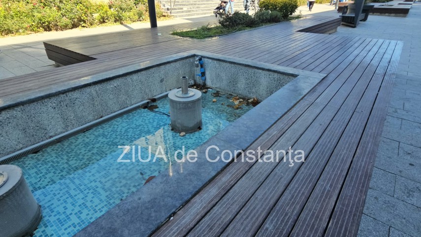 foto pavaj denivelat si mobilier urban degradat pe strada stefan cel mare din constanta pietonii nevoiti foto pavaj denivelat si mobilier urban degradat pe strada stefan cel mare din constanta pietonii nevoiti