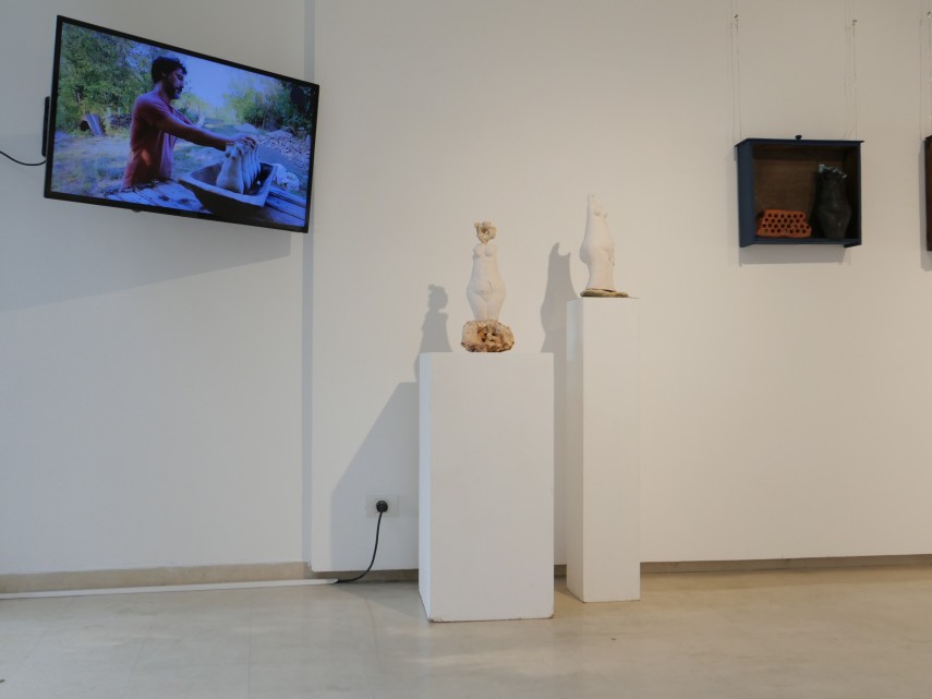 artist din constanta expozitia matriarhatul pamantului zeite semnata de ciprian ariciu deschisa publicului artist din constanta expozitia matriarhatul pamantului zeite semnata de ciprian ariciu deschisa publicului