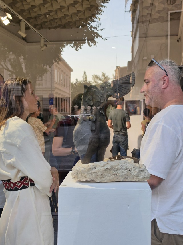 artist din constanta expozitia matriarhatul pamantului zeite semnata de ciprian ariciu deschisa publicului artist din constanta expozitia matriarhatul pamantului zeite semnata de ciprian ariciu deschisa publicului