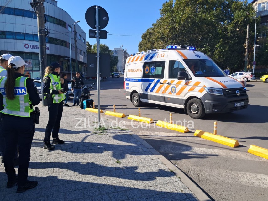foto video accident in zona brotacei din constanta un livrator pe scuter ar fi fost lovit de o masina foto video accident in zona brotacei din constanta un livrator pe scuter ar fi fost lovit de o masina