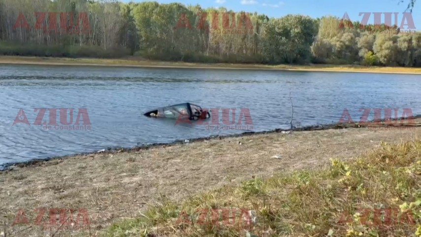 foto video autoturism scufundat in lacul bentu mare victima a fost extrasa din ape de scafandri iar masina foto video autoturism scufundat in lacul bentu mare victima a fost extrasa din ape de scafandri iar masina