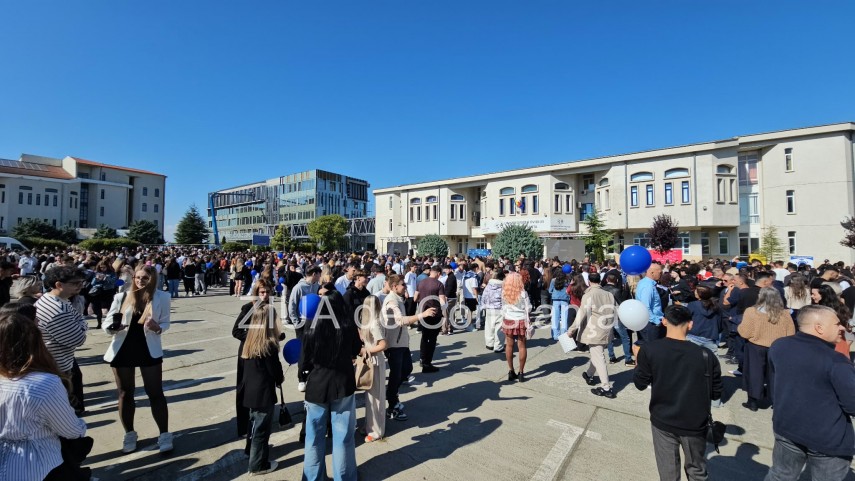 foto video universitatea ovidius din constanta isi deschide astazi noul an universitar 955130 foto video universitatea ovidius din constanta isi deschide astazi noul an universitar 955130