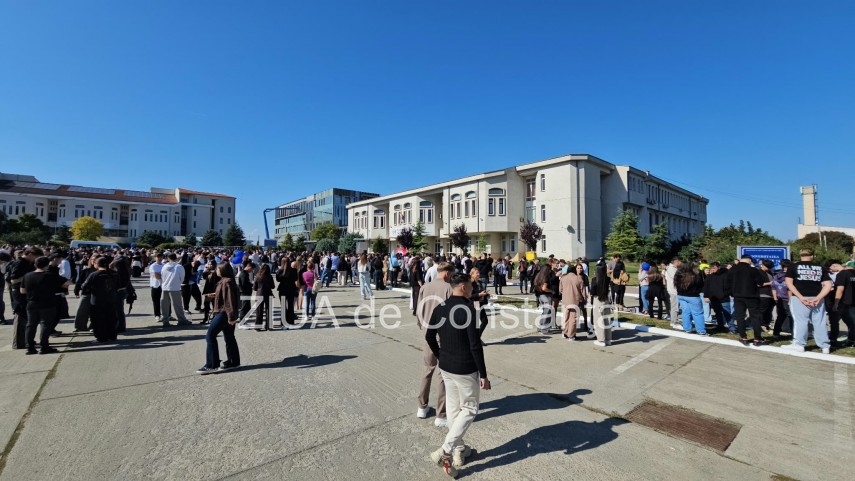 foto video universitatea ovidius din constanta isi deschide astazi noul an universitar 955130 foto video universitatea ovidius din constanta isi deschide astazi noul an universitar 955130