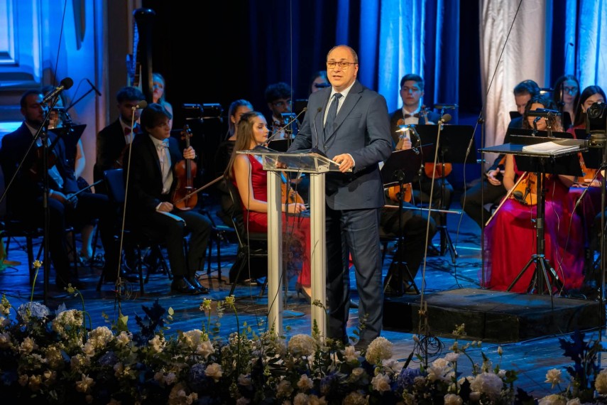 foto 70 de ani de la aderarea romaniei la unesco jubileu marcat printr o gala la opera nationala bucuresti foto 70 de ani de la aderarea romaniei la unesco jubileu marcat printr o gala la opera nationala bucuresti