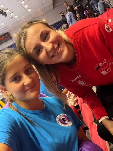 handbal junioarele cs happy kids medgidia vis implinit au fost alaturi de staruri mondiale galerie foto handbal junioarele cs happy kids medgidia vis implinit au fost alaturi de staruri mondiale galerie foto
