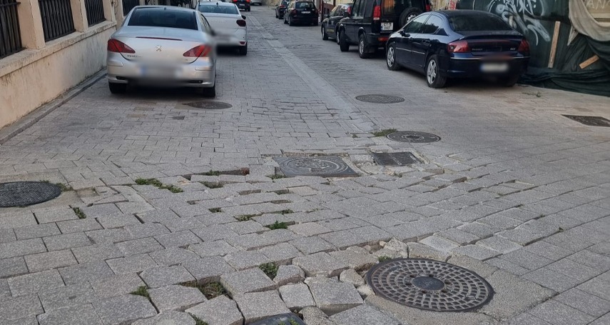 constanteanul suparat foto gropi si pavaje distruse in centrul vechi al constantei un constantean cere constanteanul suparat foto gropi si pavaje distruse in centrul vechi al constantei un constantean cere