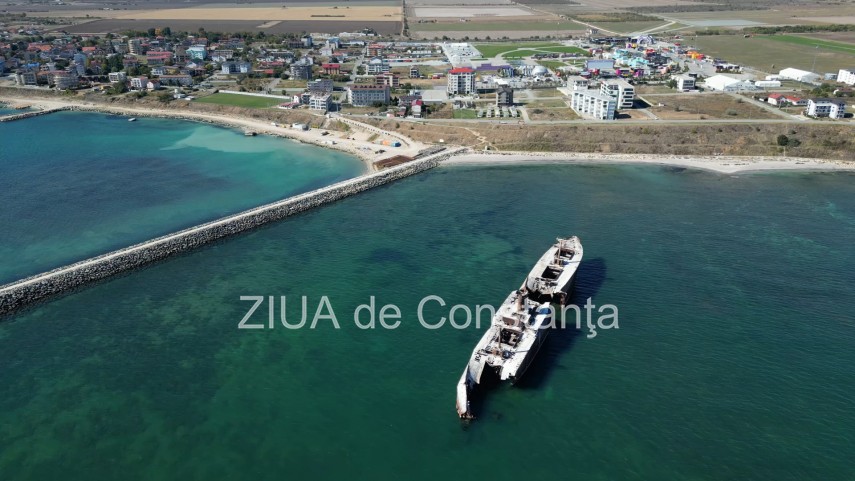 foto video epava navei evangelia tot mai degradata imagini din drona surprind starea ingrijoratoare a foto video epava navei evangelia tot mai degradata imagini din drona surprind starea ingrijoratoare a