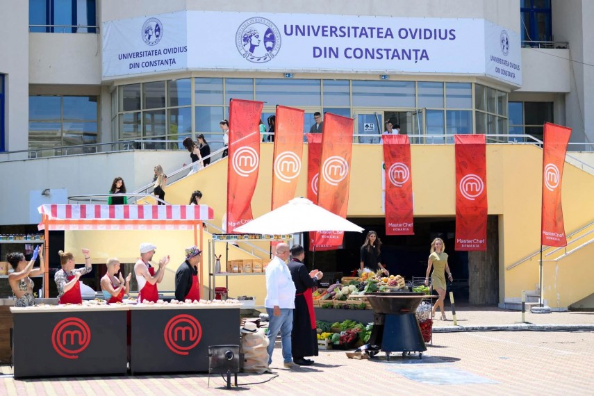 foto de la amfiteatru la masa masterchef romania experienta inedita pentru studentii universitatii ovidius foto de la amfiteatru la masa masterchef romania experienta inedita pentru studentii universitatii ovidius