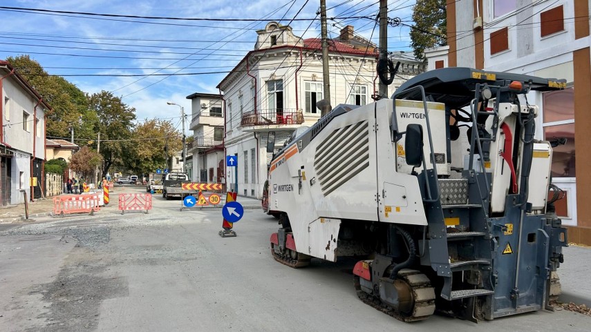 continua lucrarile de reabilitare a carosabilului pe strada ion lahovari traficul va fi restrictionat continua lucrarile de reabilitare a carosabilului pe strada ion lahovari traficul va fi restrictionat