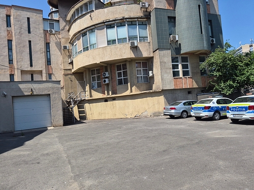 foto anaf scoate la licitatie fostul sediu dramex din constanta doua spatii comerciale din zona garii foto anaf scoate la licitatie fostul sediu dramex din constanta doua spatii comerciale din zona garii