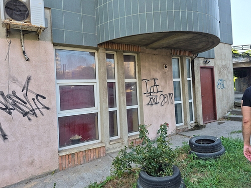 foto anaf scoate la licitatie fostul sediu dramex din constanta doua spatii comerciale din zona garii foto anaf scoate la licitatie fostul sediu dramex din constanta doua spatii comerciale din zona garii