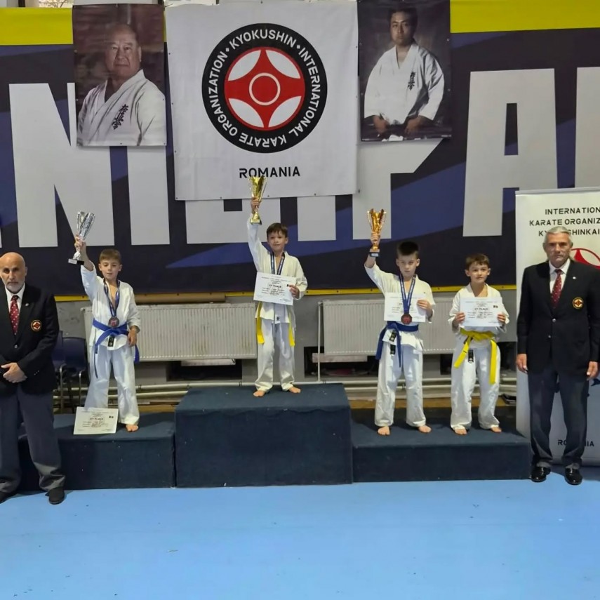 luptatorii de la oyama karate constanta pe podium la dacia fighting cup galerie foto 955931 luptatorii de la oyama karate constanta pe podium la dacia fighting cup galerie foto 955931