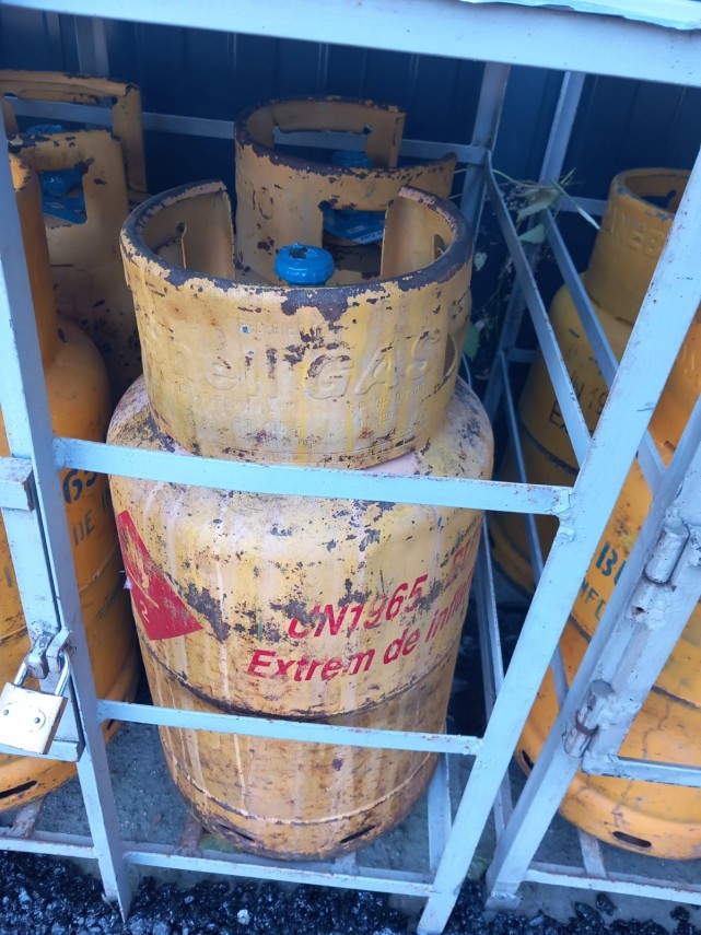 foto anpc a verificat peste 1 600 de operatori economici si a aplicat amenzi de peste 5 milioane de lei foto anpc a verificat peste 1 600 de operatori economici si a aplicat amenzi de peste 5 milioane de lei