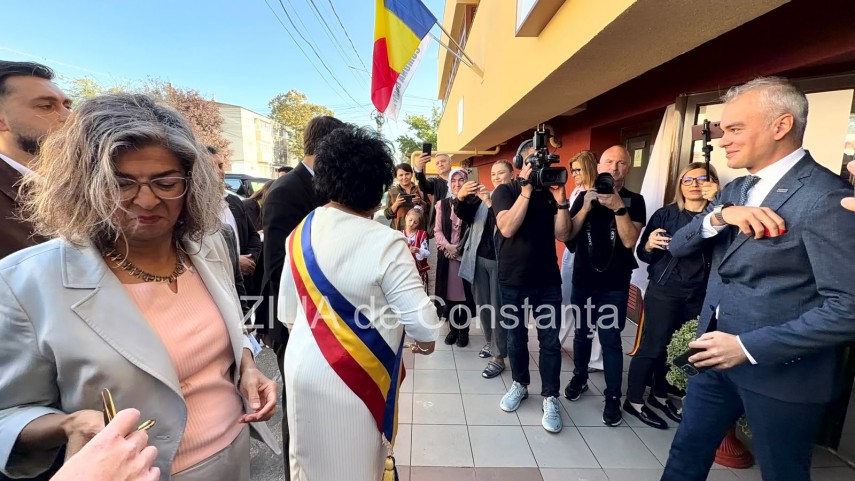 foto video servicii medicale noi in cumpana cinci cabinete medicale moderne inaugurate astazi la centrul foto video servicii medicale noi in cumpana cinci cabinete medicale moderne inaugurate astazi la centrul