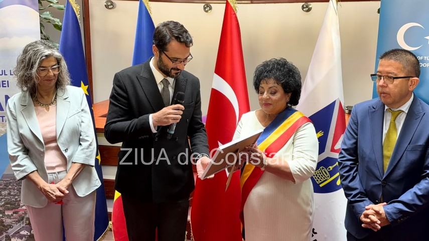 foto video servicii medicale noi in cumpana cinci cabinete medicale moderne inaugurate astazi la centrul foto video servicii medicale noi in cumpana cinci cabinete medicale moderne inaugurate astazi la centrul