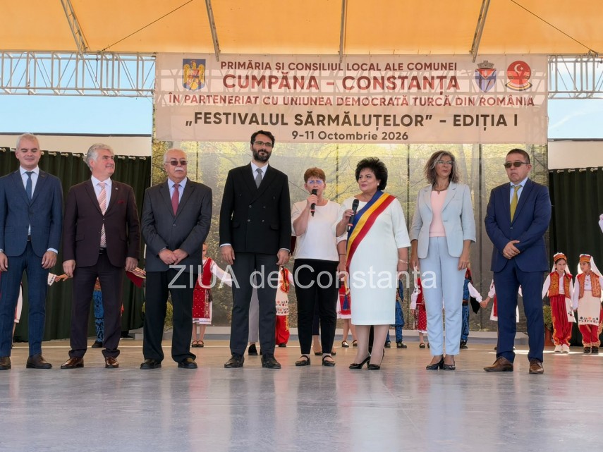 foto video festivalul sarmalutelor prima editie are loc astazi la cumpana o sarbatoare a gustului si foto video festivalul sarmalutelor prima editie are loc astazi la cumpana o sarbatoare a gustului si