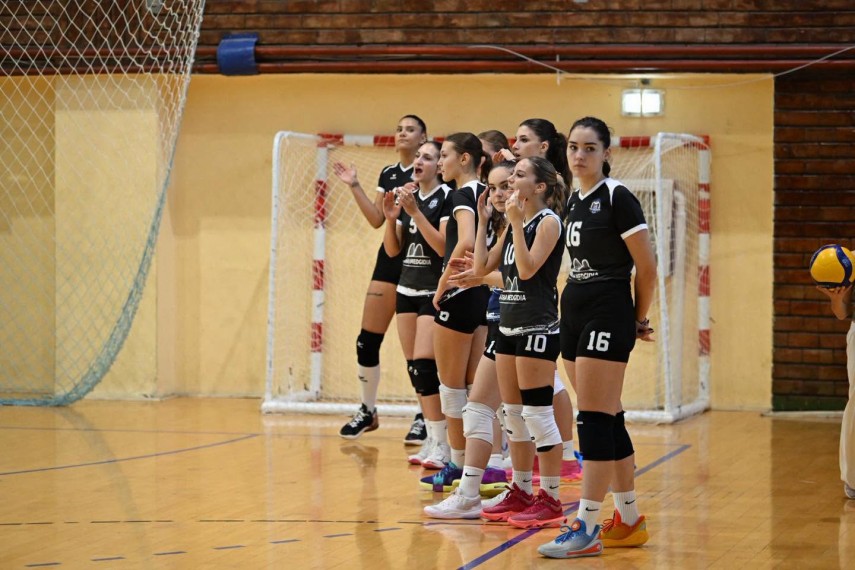 volei cs medgidia a doua victorie in divizia a2 si locul intai in clasament galerie foto 956191 volei cs medgidia a doua victorie in divizia a2 si locul intai in clasament galerie foto 956191