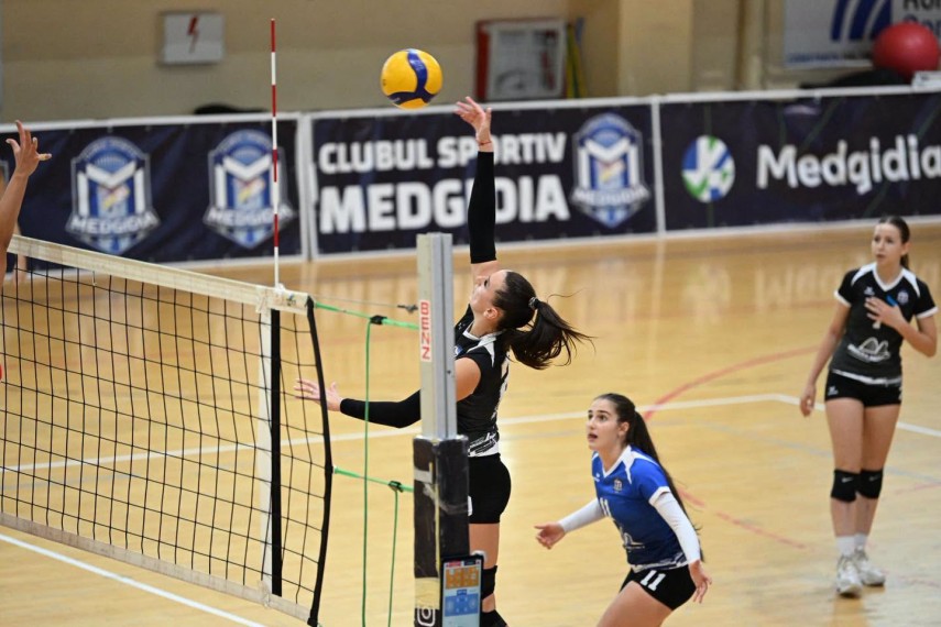 volei cs medgidia a doua victorie in divizia a2 si locul intai in clasament galerie foto 956191 volei cs medgidia a doua victorie in divizia a2 si locul intai in clasament galerie foto 956191