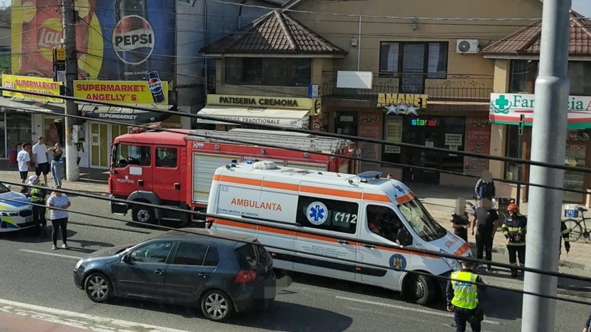 pieton lovit de o masina in tuzla judetul constanta doua echipaje medicale la fata locului 956242 pieton lovit de o masina in tuzla judetul constanta doua echipaje medicale la fata locului 956242