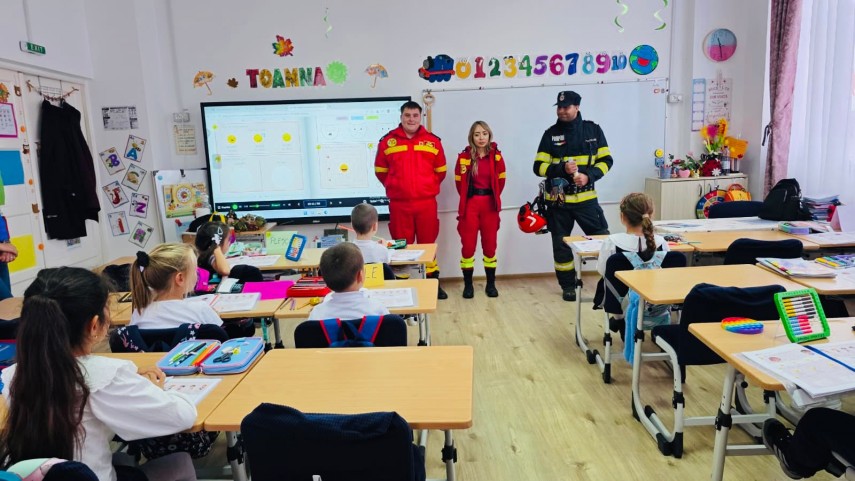 foto peste 1000 de elevi au participat la activiutatile organizate de isu dobrogea cu ocazia zilei de foto peste 1000 de elevi au participat la activiutatile organizate de isu dobrogea cu ocazia zilei de