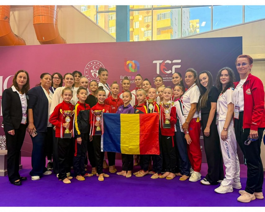 Sursa foto: Facebook (Federația Română de Gimnastică Ritmică)