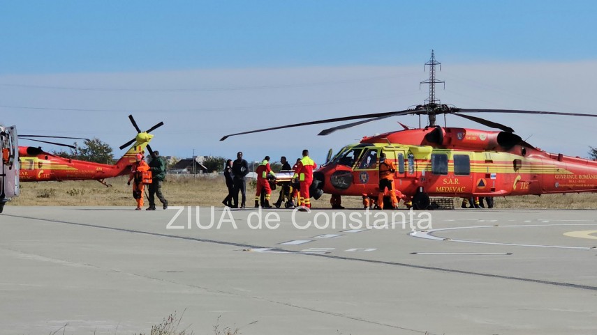 foto video marinarii salvati de pe nava wine trader adusi cu elicopterul la constanta 956756 foto video marinarii salvati de pe nava wine trader adusi cu elicopterul la constanta 956756