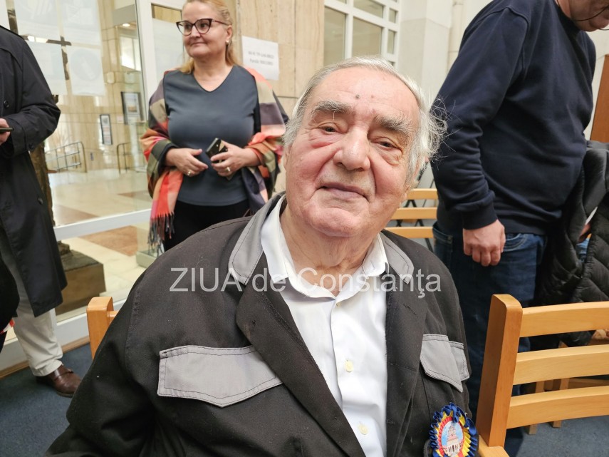 live text foto video profesorul universitar dr valentin ciorbea la moment aniversar eveniment dedicat live text foto video profesorul universitar dr valentin ciorbea la moment aniversar eveniment dedicat