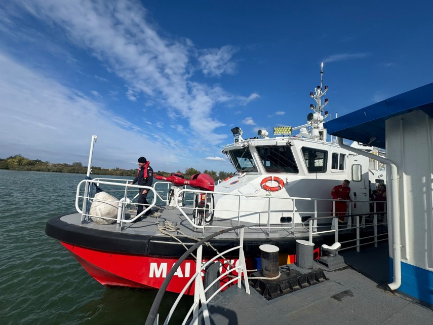 foto video noi forte mobilizate in operatiunea din marea neagra salupa multirol a isu tulcea in portul foto video noi forte mobilizate in operatiunea din marea neagra salupa multirol a isu tulcea in portul