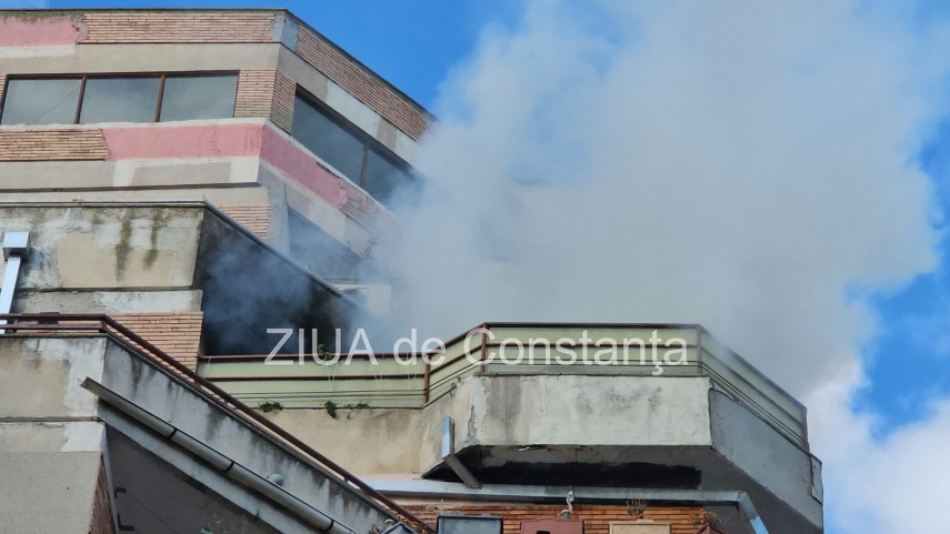 incendiu pe bulevardul tomis din constanta pompierii isu dobrogea intervin cu autospeciale de stingere incendiu pe bulevardul tomis din constanta pompierii isu dobrogea intervin cu autospeciale de stingere