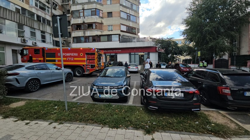 incendiu pe bulevardul tomis din constanta pompierii isu dobrogea intervin cu autospeciale de stingere incendiu pe bulevardul tomis din constanta pompierii isu dobrogea intervin cu autospeciale de stingere