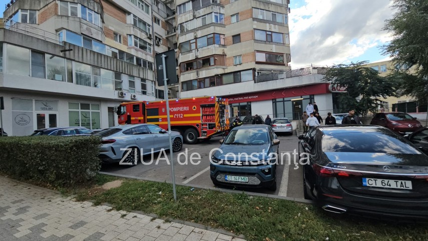 incendiu pe bulevardul tomis din constanta pompierii isu dobrogea intervin cu autospeciale de stingere incendiu pe bulevardul tomis din constanta pompierii isu dobrogea intervin cu autospeciale de stingere
