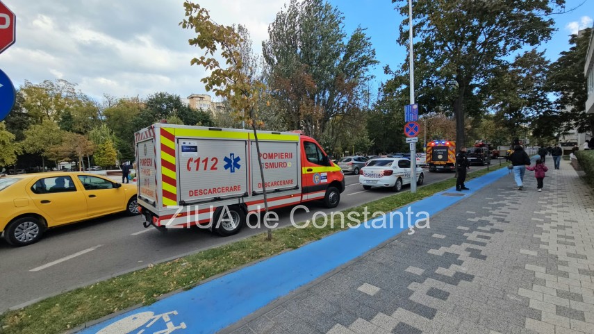 incendiu pe bulevardul tomis din constanta pompierii isu dobrogea intervin cu autospeciale de stingere incendiu pe bulevardul tomis din constanta pompierii isu dobrogea intervin cu autospeciale de stingere