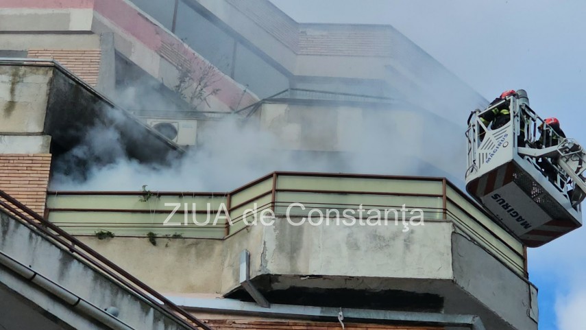 incendiu pe bulevardul tomis din constanta pompierii isu dobrogea intervin cu autospeciale de stingere incendiu pe bulevardul tomis din constanta pompierii isu dobrogea intervin cu autospeciale de stingere