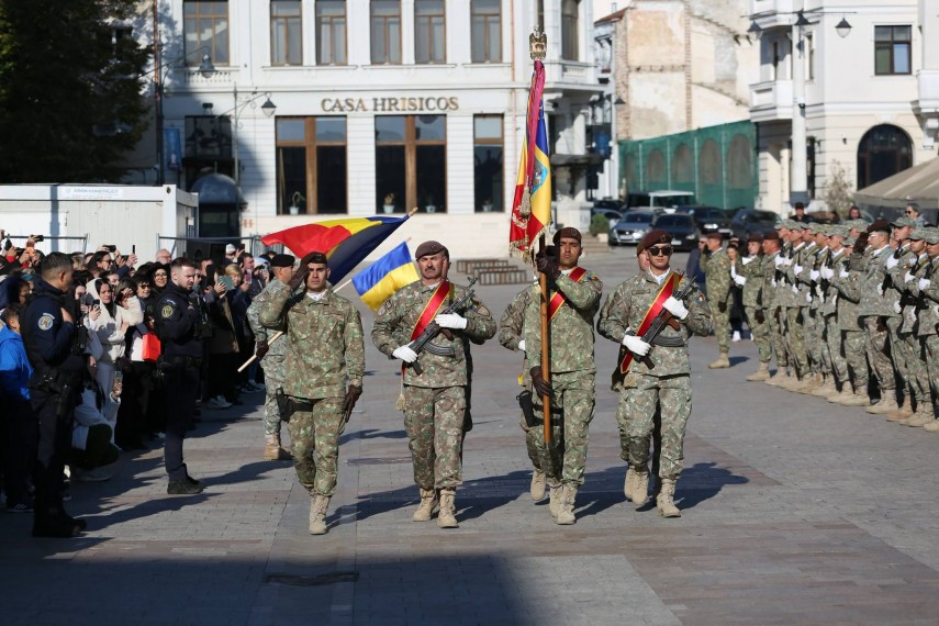 foto juramant militar in piata ovidiu din constanta 956973 foto juramant militar in piata ovidiu din constanta 956973