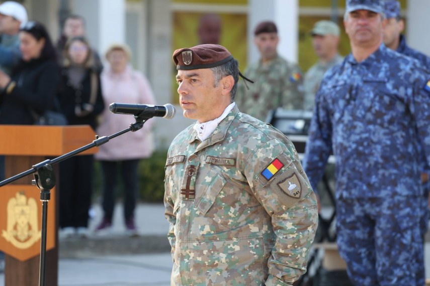 foto juramant militar in piata ovidiu din constanta 956973 foto juramant militar in piata ovidiu din constanta 956973