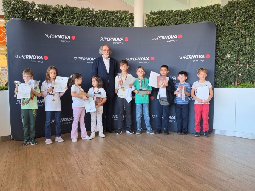 juniorii de la csm constanta prezente si pe podiumul celui de al treilea concurs al proiectului sah in juniorii de la csm constanta prezente si pe podiumul celui de al treilea concurs al proiectului sah in