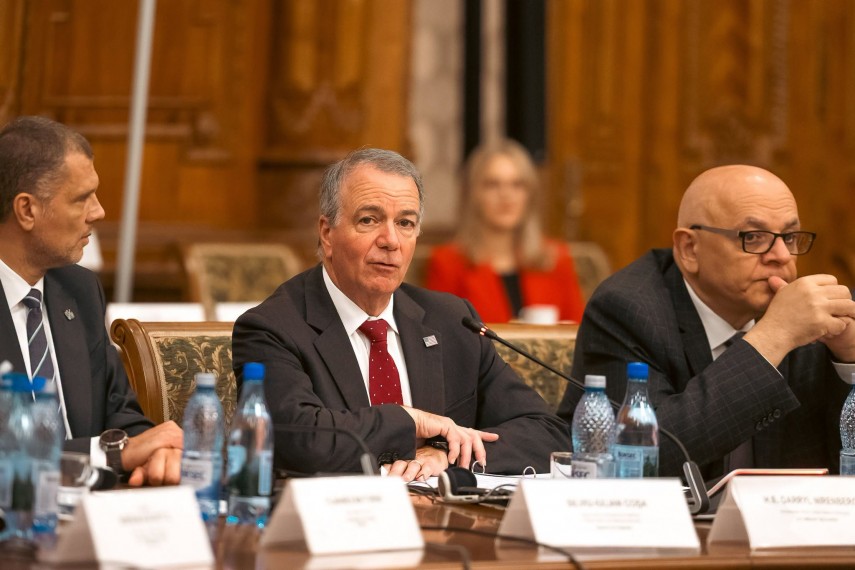 foto silviu cosa pentru constanta miza e directa portul baza kogalniceanu si cernavoda plan national foto silviu cosa pentru constanta miza e directa portul baza kogalniceanu si cernavoda plan national