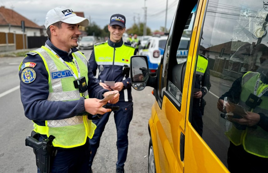 foto razie nationala la trecerile la nivel cu calea ferata mii de soferi sanctionati sute de permise foto razie nationala la trecerile la nivel cu calea ferata mii de soferi sanctionati sute de permise