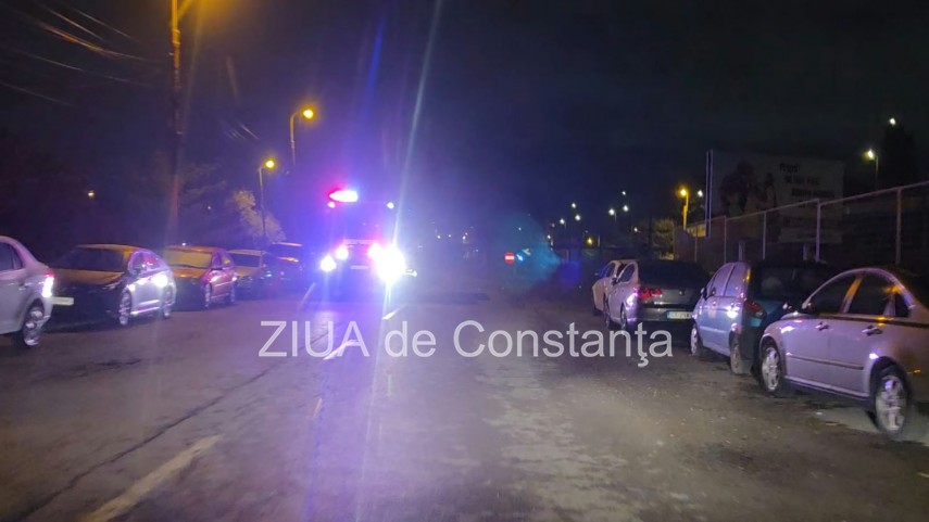 accident in toiul noptii pe bulevardul aurel vlaicu din constanta foto video un autoturism volkswagen accident in toiul noptii pe bulevardul aurel vlaicu din constanta foto video un autoturism volkswagen