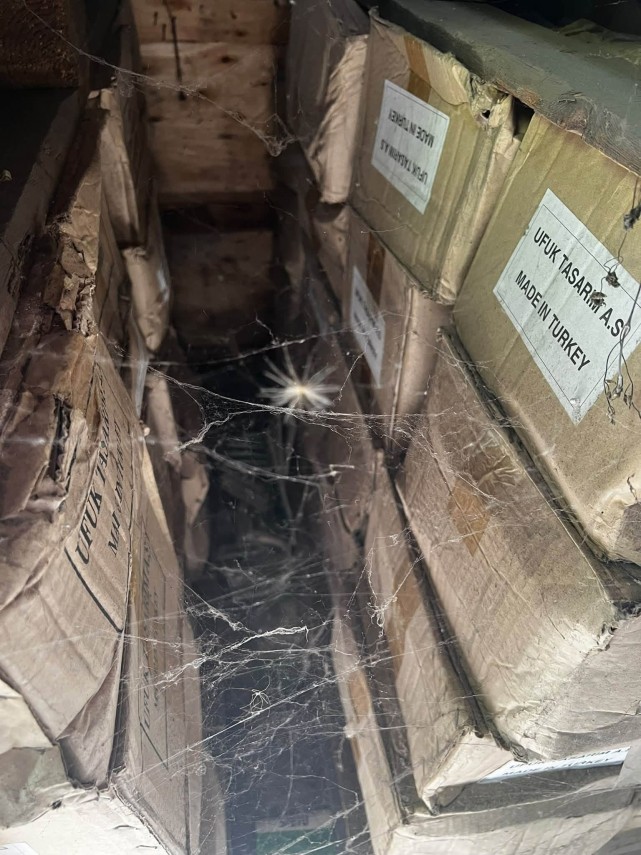 foto irineu darau a sesizat dna peste 40 000 de albume cu cimitirul vesel din sapanta platite din bani foto irineu darau a sesizat dna peste 40 000 de albume cu cimitirul vesel din sapanta platite din bani