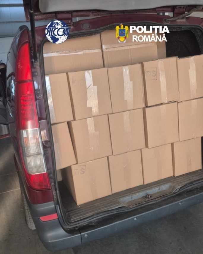 foto video grupare de contrabanda de tigari destructurata de diicot captura de peste 4 4 milioane de foto video grupare de contrabanda de tigari destructurata de diicot captura de peste 4 4 milioane de